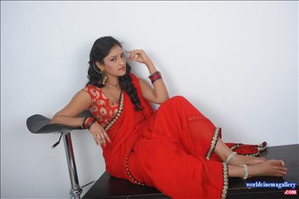Hari priya Hot  Spicy Red Saree Stills - World Cinema Gallery