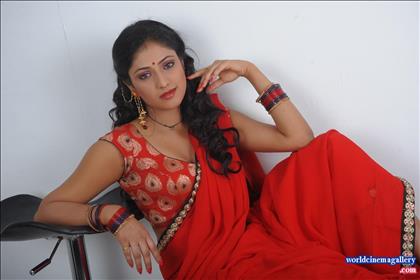 Hari priya Hot  Spicy Red Saree Stills - World Cinema Gallery