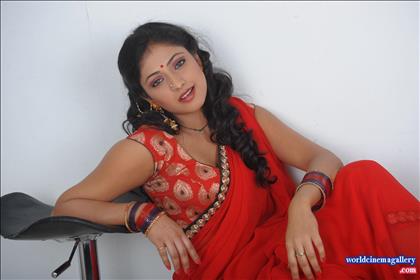 Hari priya Hot  Spicy Red Saree Stills - World Cinema Gallery