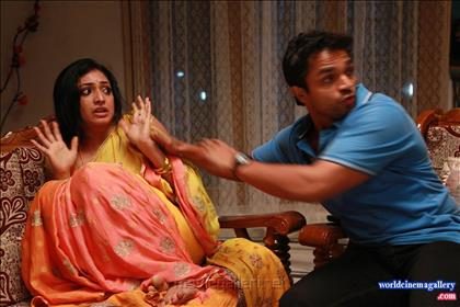 Hari priya Hot Stills from Idi pedda saitan movie - World Cinema Gallery