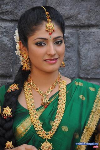 Haripriya Hot stills in Red Saree from Galata Movie - World Cinema Gallery