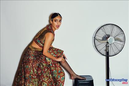 Ileana Sexy Navel Exposing Rampwalk Latest Stills