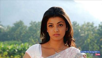 Kajal Agarwal Hot Saree Stills in Mr Perfect movie