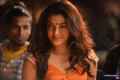 Kajal Agarwal in Janatha Garage Item Song Stills