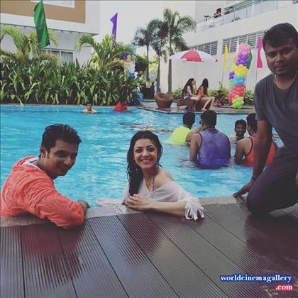 Kajal Agarwal in Kavalai Vendam Movie Stills