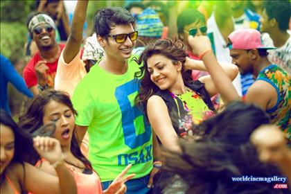 Kajal Agarwal in Kavalai Vendam Movie Stills