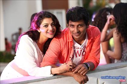 Kajal Agarwal in Kavalai Vendam Movie Stills
