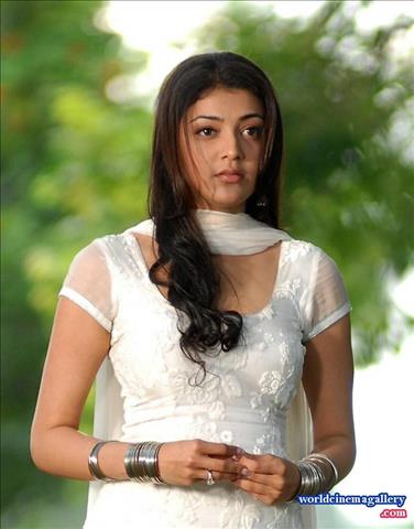 Kajal Agarwal Photo Stills in White Churidar from Brindavanam