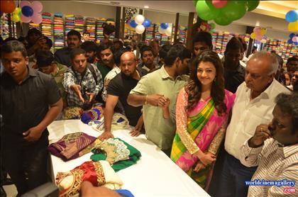 Kajal Aggarwal at Kalanikethan Fashion Mall Launch
