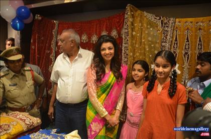 Kajal Aggarwal at Kalanikethan Fashion Mall Launch