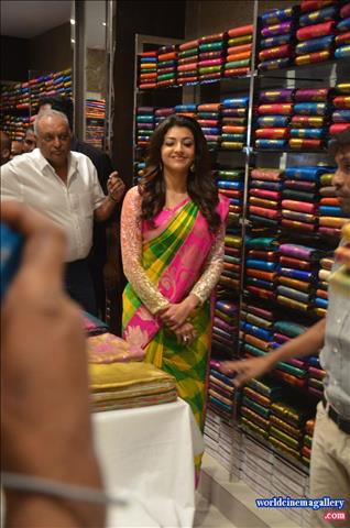 Kajal Aggarwal at Kalanikethan Fashion Mall Launch
