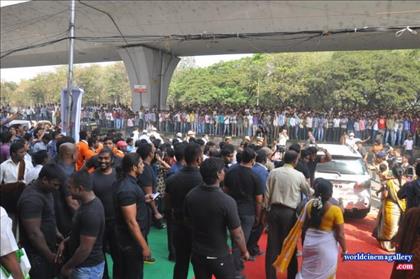 Kajal Aggarwal Stills in Green Silk Saree at Chennai Shopping Mall launch