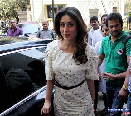 Kareena Kapoor Hot Latest Stills