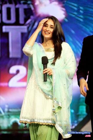 Kareena Kapoor Hot Latest Stills