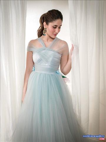 Kareena Kapoor Hot Latest Stills