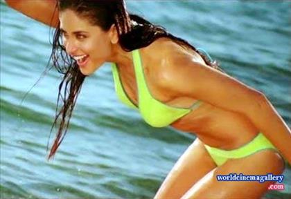 Kareena Kapoor Hot Latest Stills