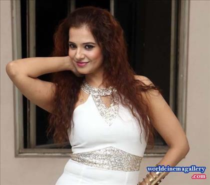 Maryada Ramanna Heroine Saloni Aswani Hot Stills 