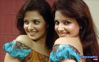 Maryada Ramanna Heroine Saloni Aswani Hot Stills 