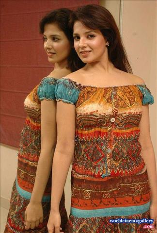 Maryada Ramanna Heroine Saloni Aswani Hot Stills 