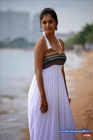 Monal Gajjar Hot in Saree Stills