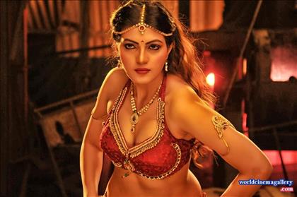 Nikesha Patel Shapu Song from Araku Road lo movie 