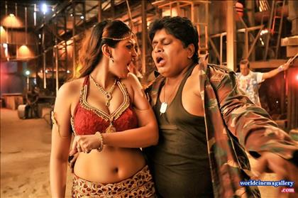 Nikesha Patel Shapu Song from Araku Road lo movie 