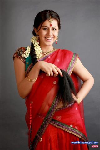 Nikki galrani stills from motta siva ketta siva - World Cinema Gallery