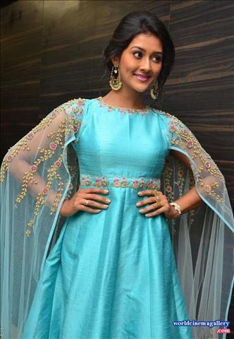 Pooja Jhaveri Stills at Dwaraka Movie Audio Launch