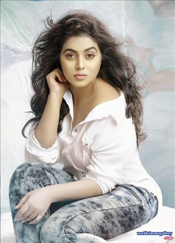 Poorna Jayammu Nischayammu Raa movie Promotions 