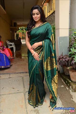 Poorna latest Saree Stills