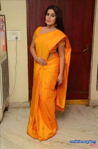 Poorna Shamna kasim at Avanthika movie launch