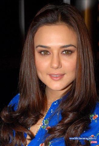 Preity Zinta cute stills