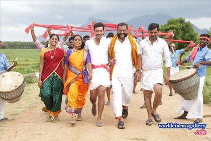 Priya anand Stills from Muthuramalingam Movie