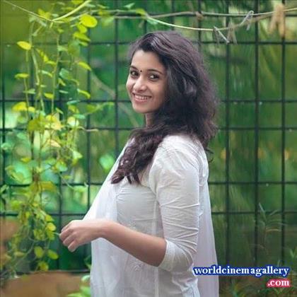 Priya Shankar Cute Saree Stills