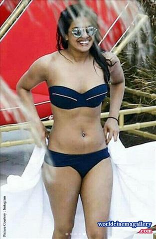 Priyanka Chopra Hottest Bikini Avatar at Miami Beach 2