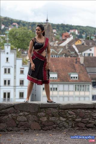 Rakul Preet Singh hot in Black Saree Stills from Abhinetri movie - World Cinema Gallery