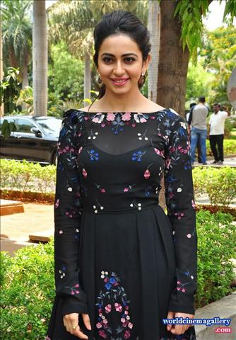 Rakul Preet Singh Hot Stills - World Cinema Gallery