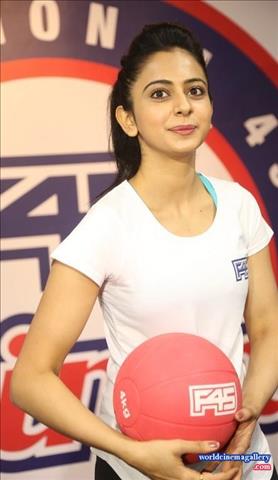 Rakul Preet Singh Hot Stills - World Cinema Gallery