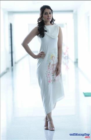Rashi Khanna latest stills