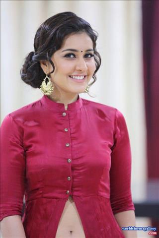 Rashi Khanna latest stills
