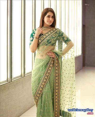 Rashi Khanna latest stills