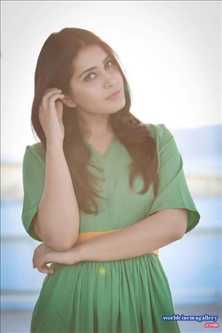 Rashi Khanna latest stills