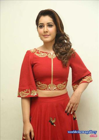 Rashi Khanna latest stills