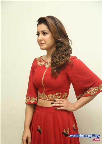 Rashi Khanna latest stills