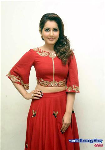 Rashi Khanna latest stills