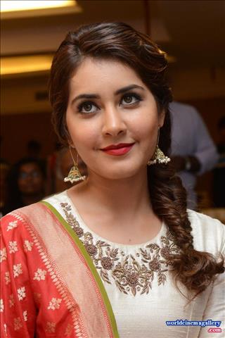 Rashi Khanna Santosham awards press meet