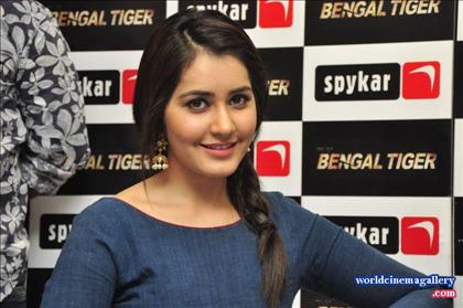 Rashi Khanna Stills at Spykar Store launch