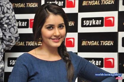 Rashi Khanna Stills at Spykar Store launch