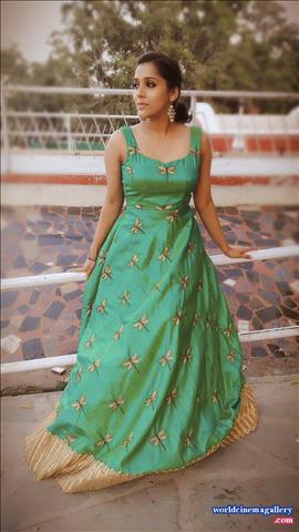 Rashmi Gautam Hot Stills