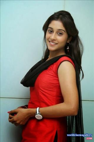 Regina Cassandra Stills at Jyo Achutananda Success Meet